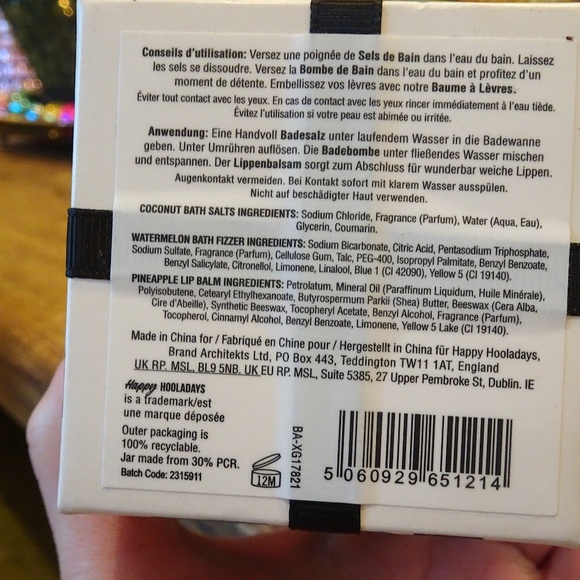 Happy Hooladays! Mini Bath Treats - Coconut Bath Salts, Bath Fizzer, & Lip Balm - Picture 7 of 7